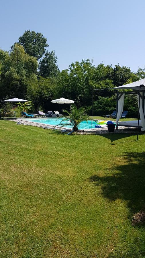 Domaine De Baise Bed and Breakfast Feugarolles Eksteriør billede